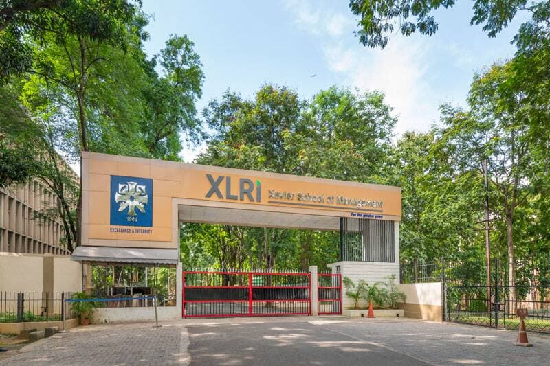 xlri logo